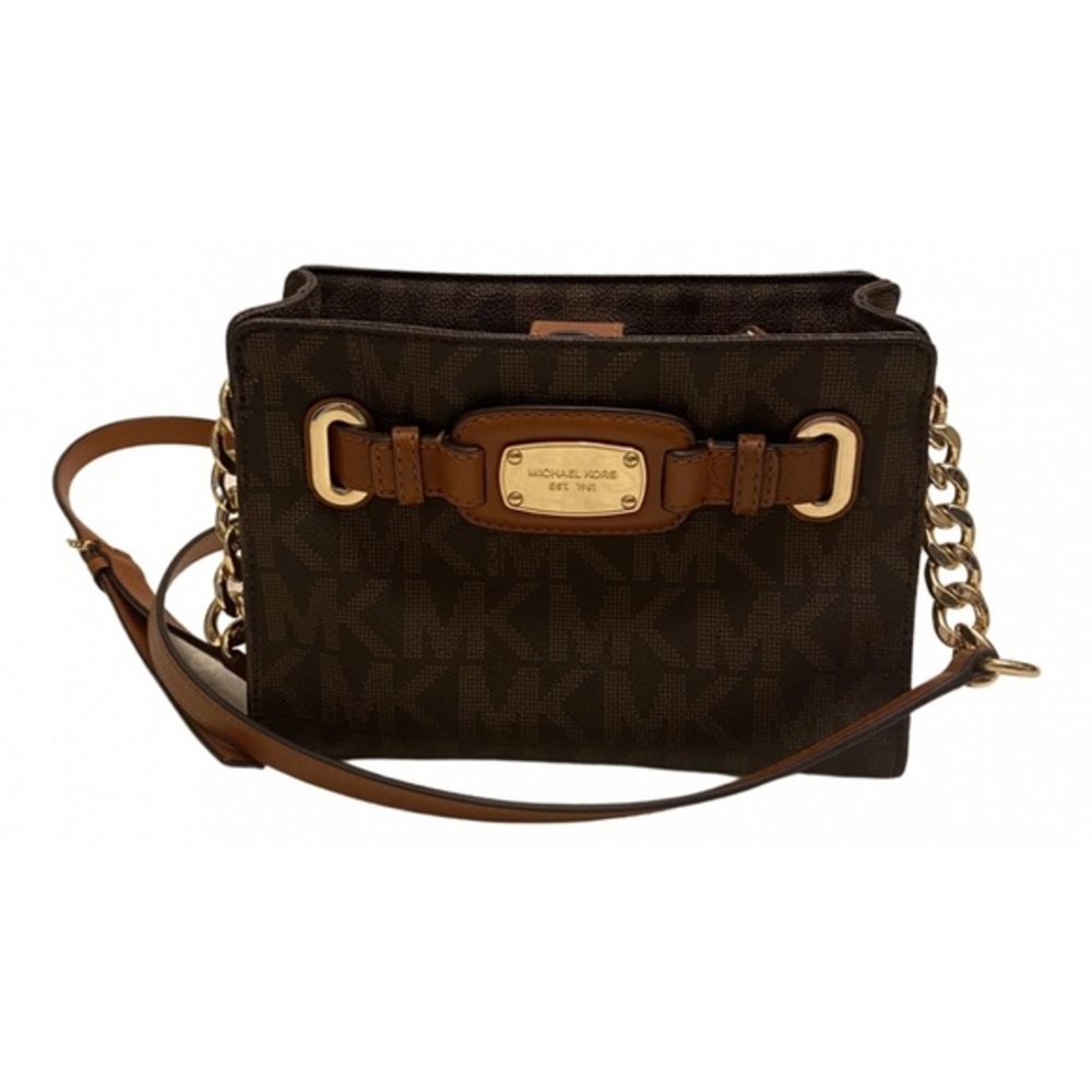 Never worn, pristine condition adorable
Michael Kors bag